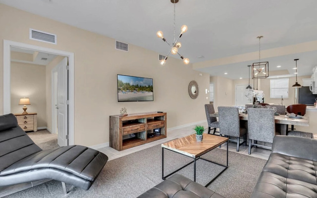 Storey Lake 4731 #304