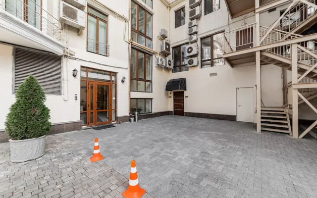 Novaya kvartira u morya .Primorskaya 5