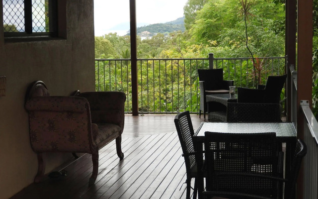 Myaura Bed & Breakfast