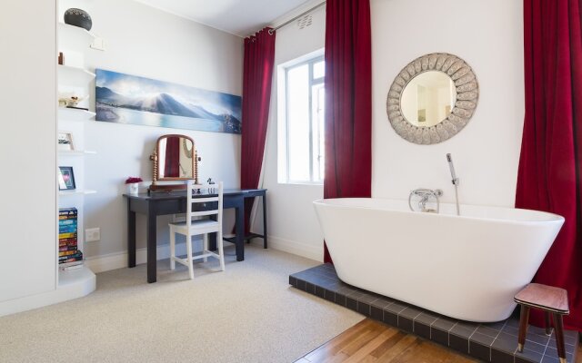 Illovo Court 12A