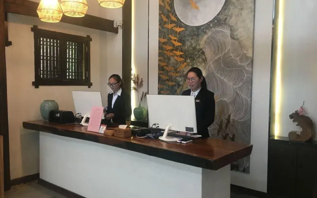 Xiananshan Village Hotel