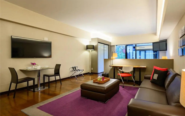 Las Suites Campos Eliseos