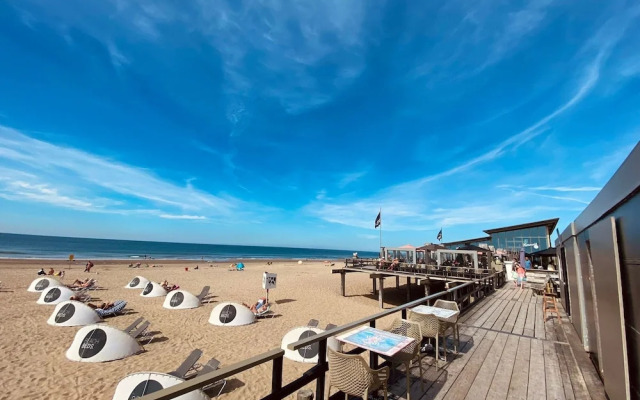 Kidz Lodge in Zon Zee Strand With Play Area