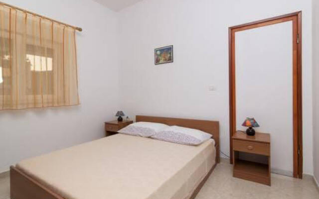 Apartments Irma 214