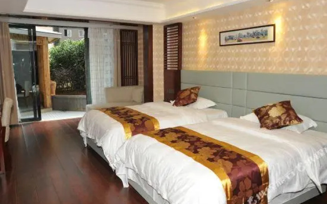 Rong Yi Hotel
