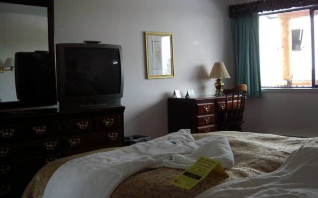 Spruce Hill Resort & Spa