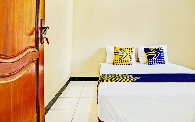 OYO 93107 Homestay H Syarif Syariah – Bandar Gresik