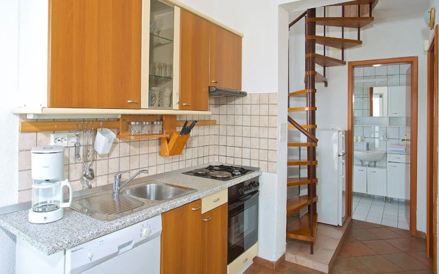 Tobo - Parking and Barbecue - A5 Kal5