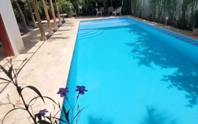 Green Oasis Hotel