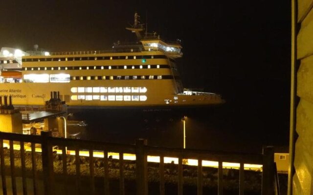 Starboard Side Guest House