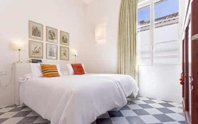 Exclusive Apartment in Seville San Laureano IV