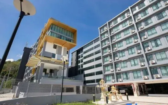 Propify Central Serviced Residence