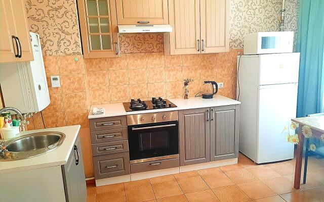 Уютная студия на улице Карпенко 2