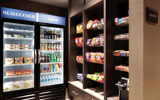 Hilton Garden Inn Calgary Downtown