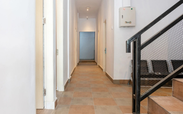Super OYO 3150 Theodore Homestay