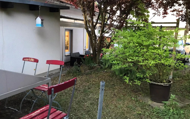 Gästehaus pack of patches