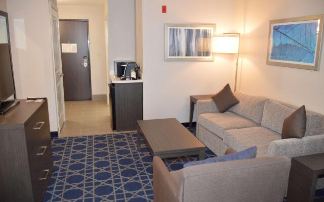 Garner Hotel Longview South by IHG