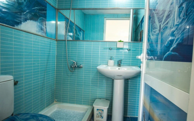 Aqua Marine