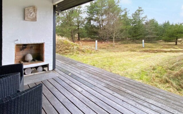 6 Person Holiday Home in Blokhus