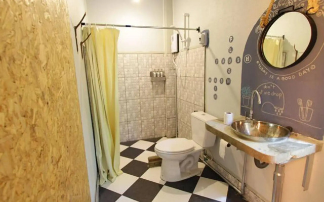 Above the Sea Guesthouse