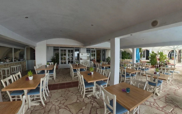 Aromacreta & Spa Ex Coriva Beach & Village
