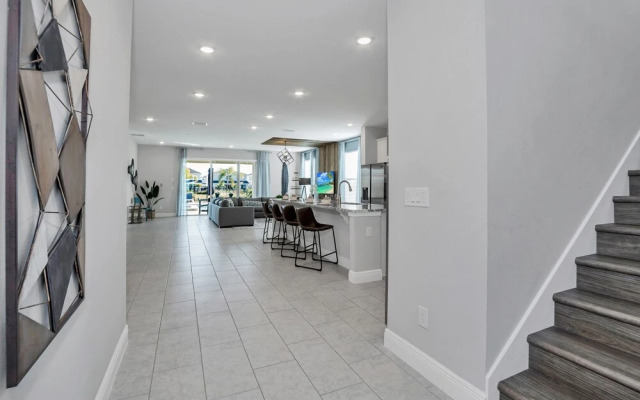 Southfield Villa Encore