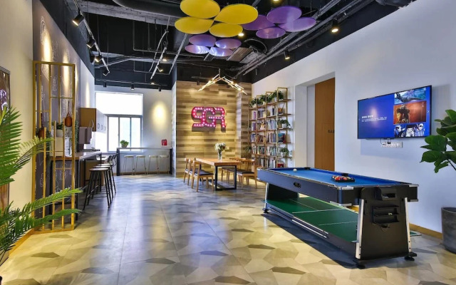 Shanghai Pengpai Art Youth Hotel