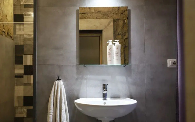 Donna Consiglia Design Apartment