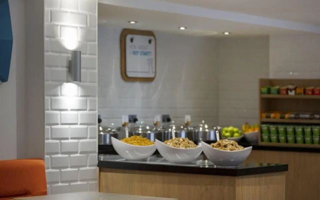 Holiday Inn Express - Edinburgh City Centre by IHG