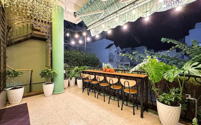 Bê Tông Residences Homestay