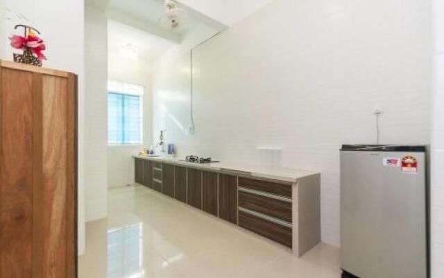 Easy Life Guest House