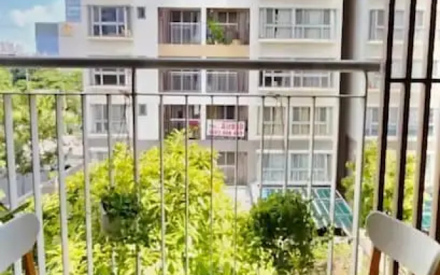 Scenic Valley View Residence