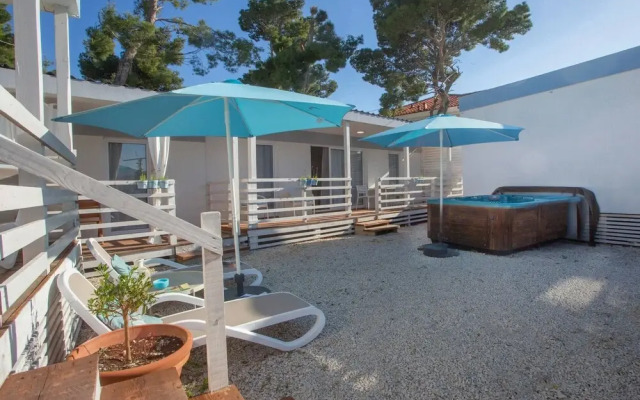 Beachfront Mobile Homes Village