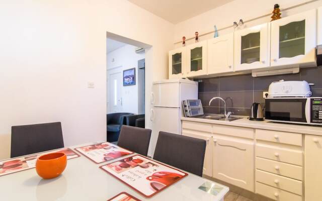 Apartments Beba - Peaceful Location