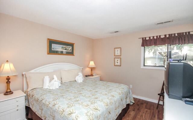 Greens 203 - One Bedroom Condo