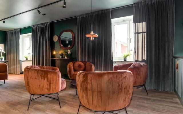 XHOTEL