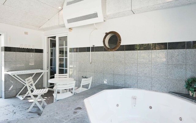 Luxurious Holiday Home in Rømø With Swimming Pool