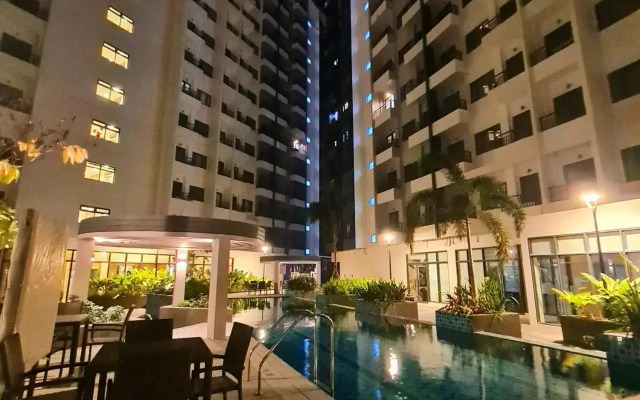 Spring Residences 1 Bedroom Deluxe Near Airport