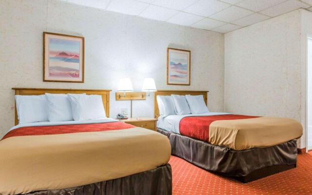 Econo Lodge Near Stewart International Airport