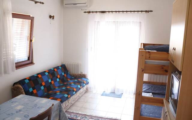 Apartments Branko Nin