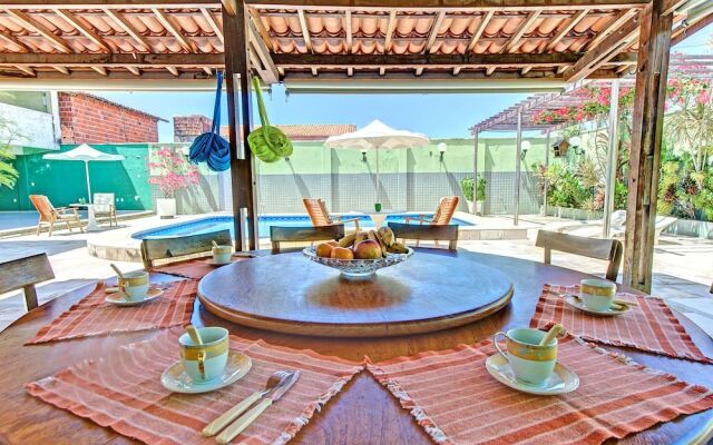 Casa com Piscina no Iguape 50m do Mar