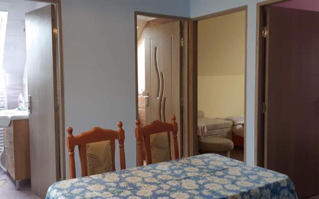Rózsa Apartment