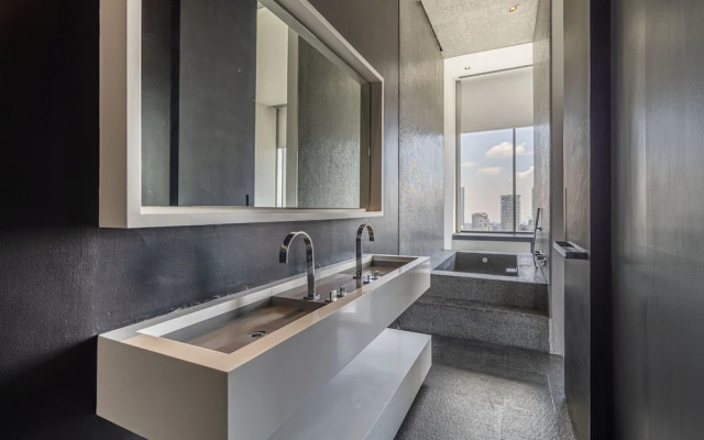 Collection Suites by Kukun
