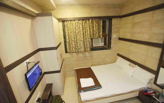 Hotel Al Moazin