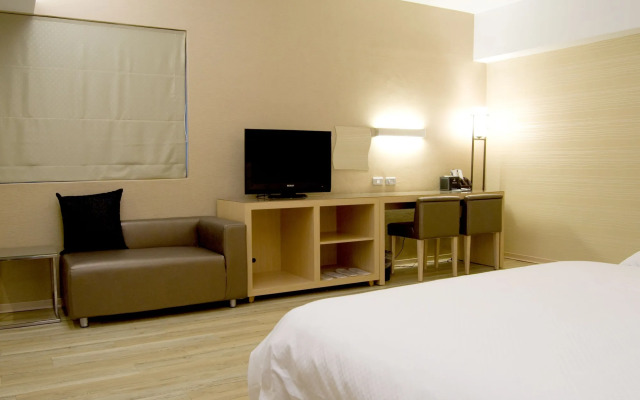 The Riverside Hotel Esthetics