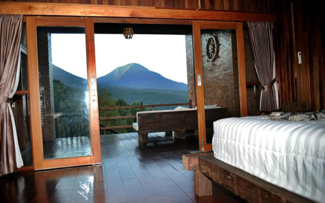 Bali Jegeg Munduk, Hotel, Bar and Restaurant