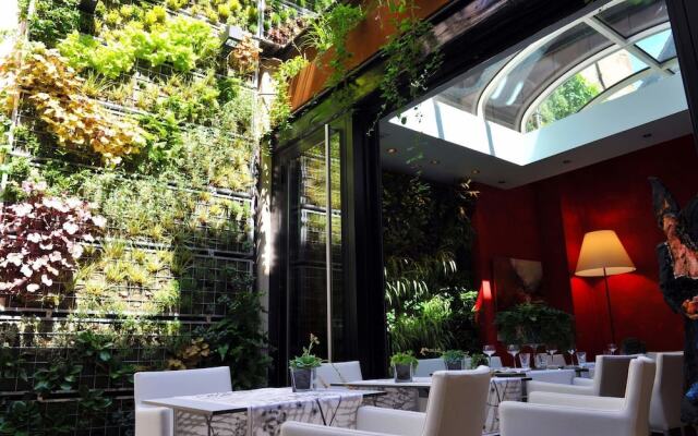 Le B. Suites, Chambres & Restaurant