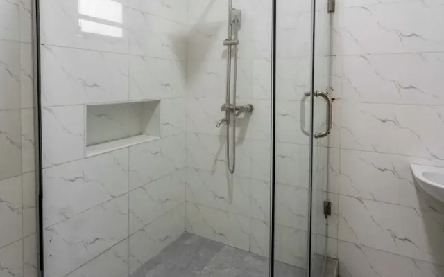George Residence Ologolo Lekki