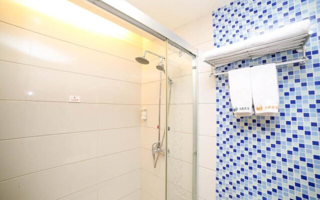 Jiuge Holiday Hotel