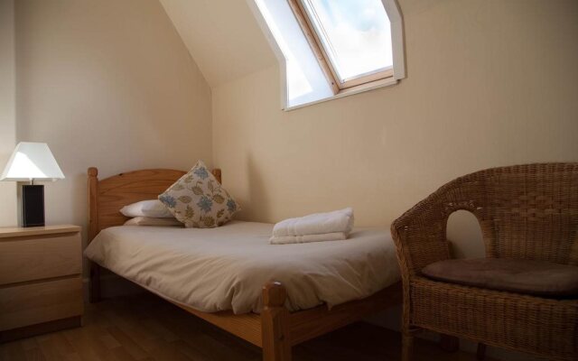 Garfield Guest House